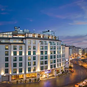 Radisson Blu Pera Otel